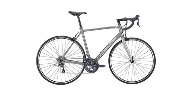 Acheter son premier sales velo de route